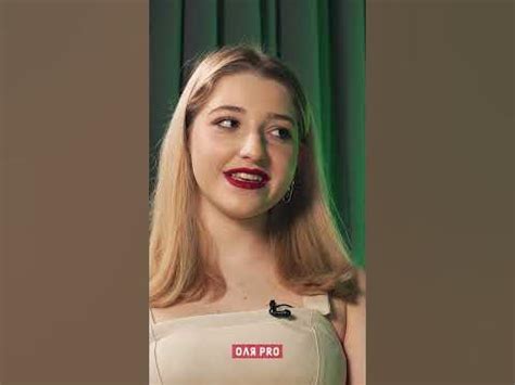 Я там такого наврала - про проекте Колледж - Вероника Дмитриева - YouTube