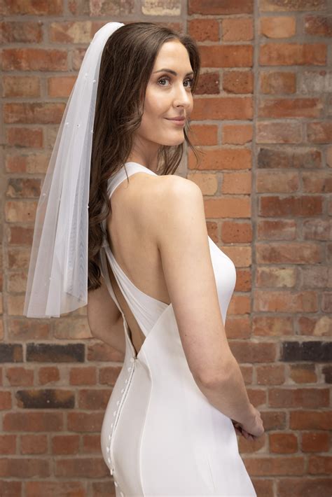 Which veil should I wear? A guide to bridal veil lengths | The Perfect