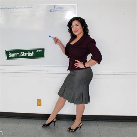 Keeping it classy, keeping it thick - Sammi Starfish | Scrolller