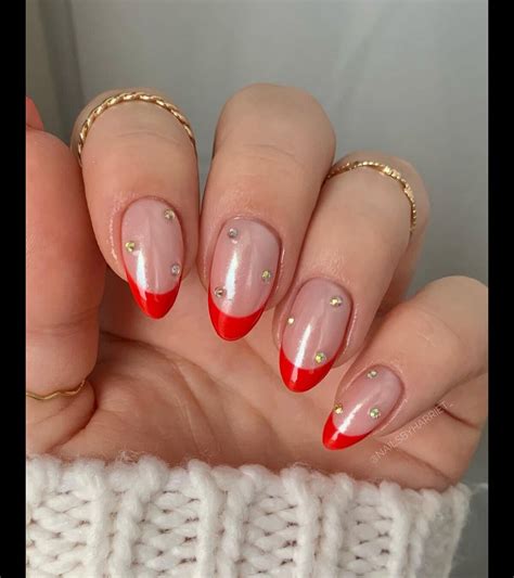 Unhas Vermelhas Para O Natal - Foto: Unhas decoradas com strass e esmalte vermelho para o Natal ...