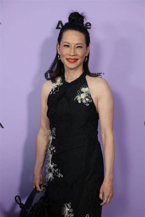 Lucy Liu, Grundschulmode