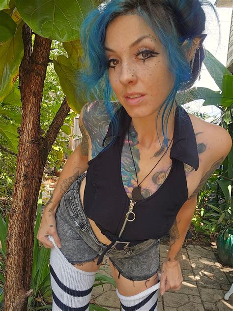 Holly Borealis - Holly Borealis added a new photo.