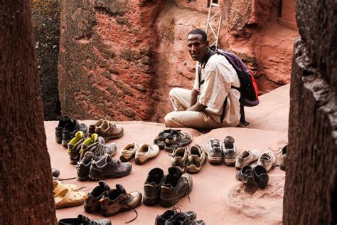 schuhe ausziehen foto bild unesco weltkulturerbe menschen
