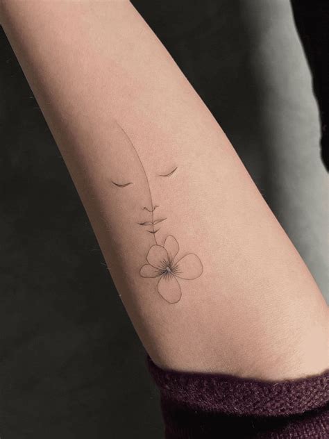 45 Flower Forearm Tattoo Ideas to Consider