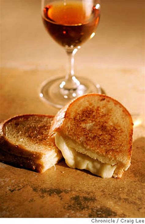 Cheese and sherry marry / Dairy's wine-defying flavors find soul mates
