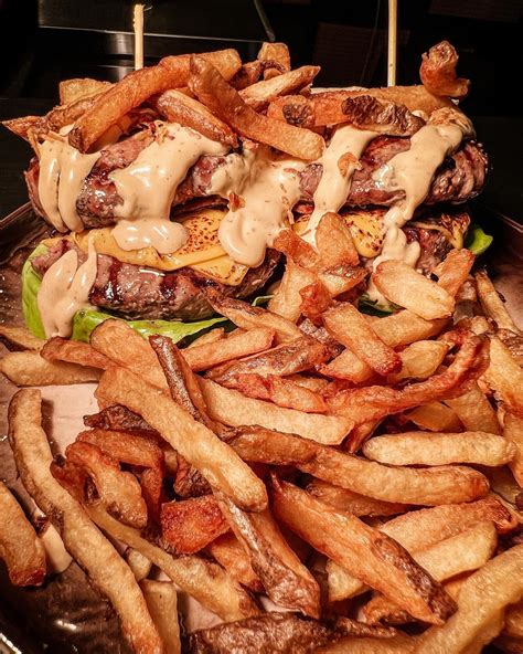 Plant Based Burgers? Burgers Cooked To Your Preferred Doneness? Get