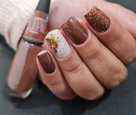 Unhas Com Manchas Marrons - 15 Ideias de Unhas Marrons que São o Novo Preto em 2026