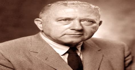 biography  marcel breuer assignment point