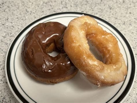 Old Town Donuts: St. Louis Bakery Earns National Spotlight