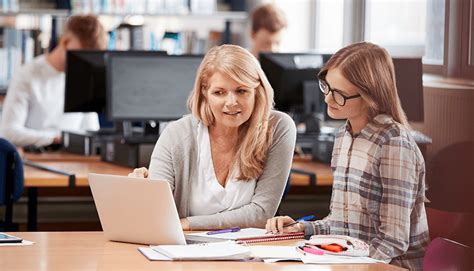income college students explore top resources support