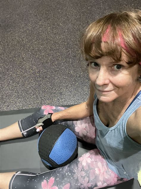 TW Pornstars - 2 pic. Cyndi Sinclair. Twitter. Do you want to be my