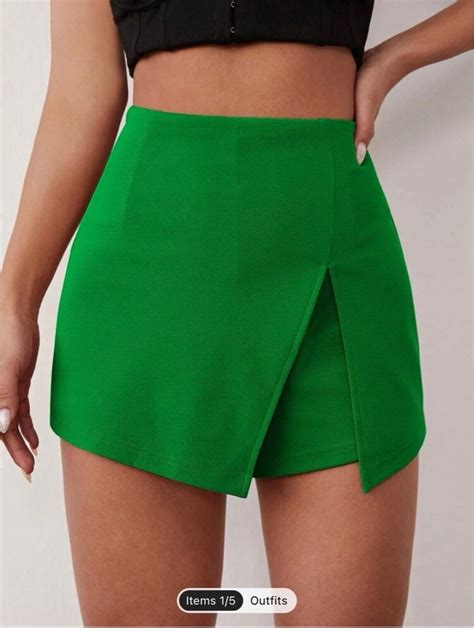 Green skort, Women's Fashion, Bottoms, Skirts on Carousell