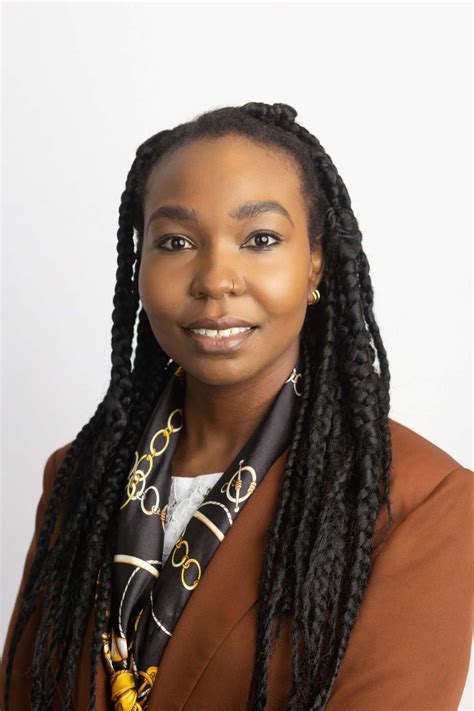 Meet Nikki Moore - CanvasRebel Magazine