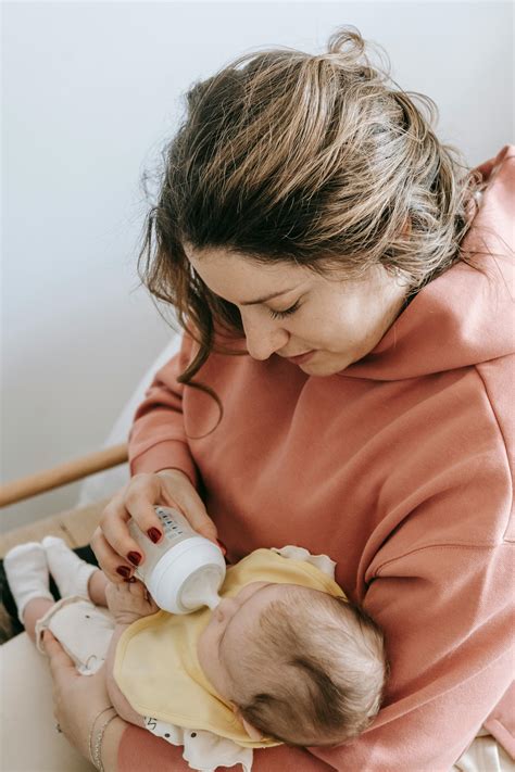 Silent Reflux in Infants: Symptoms, Causes, and Natural Solutions