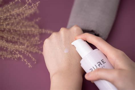 Pure Beauty Brighten Up Skincare Routine (PM) | Watsons Indonesia