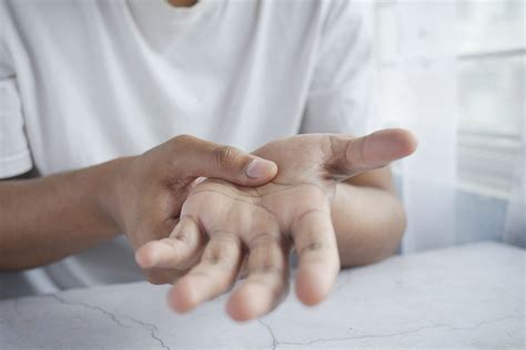 Mallet Finger & Tendon Injury Treatment | Hand Specialist in Singapore