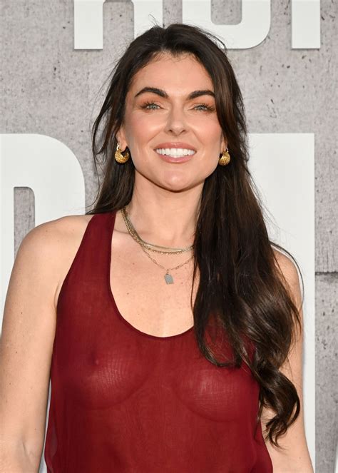 Serinda Swan Nude See Through Photos – Barnorama