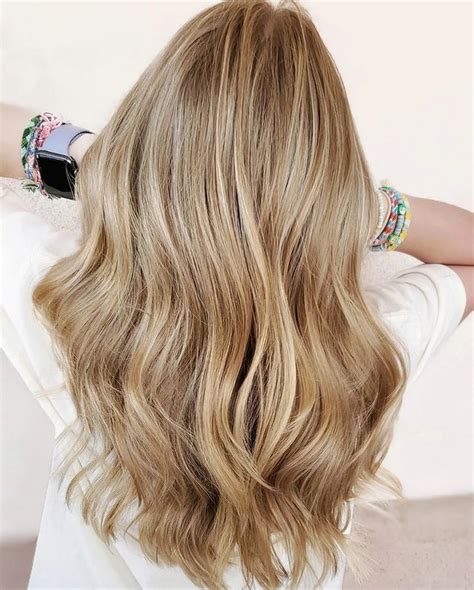 35 Honey Blonde Hair Color Ideas for Fresh Look - Hood MWR