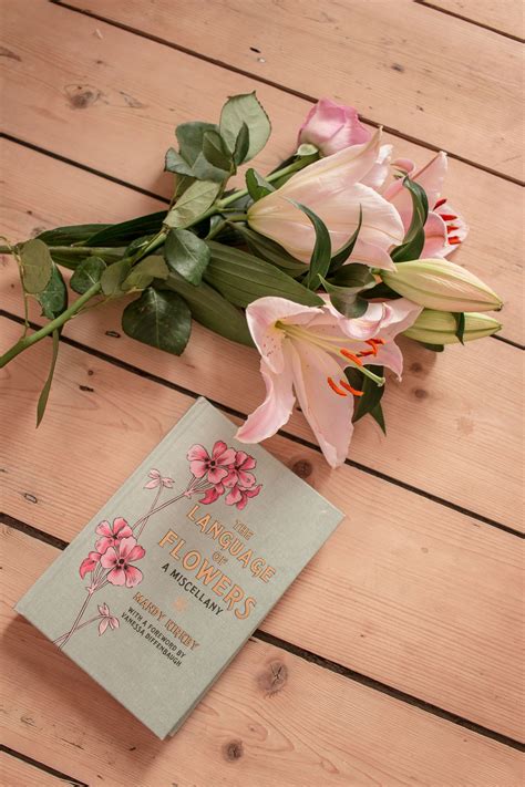 Lifestyle: Finding flowers with meaning - Raspberry Kitsch