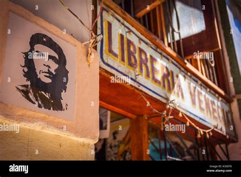 cuba propaganda graffiti  res stock photography  images alamy