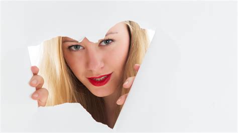 Ella Famegirls - Fuel Your Fantasies with Her Daring Images