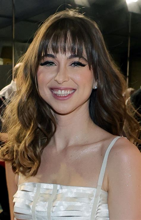 Pornstar Riley Reid Says She Lost Her Whole Family And That Porn "Makes