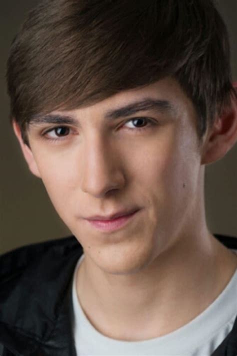 harrison houde  entertainmentie