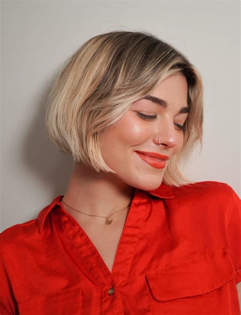 60 Short Bob Hairstyles That Build a Flattering Silhouette