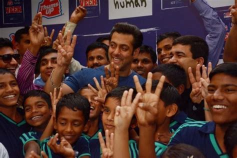 salman khan height age girlfriend wife family biography