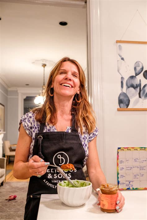 Guacamole Mediterraneo con Tomates Secos por Amy Quinn - Delicious & Sons