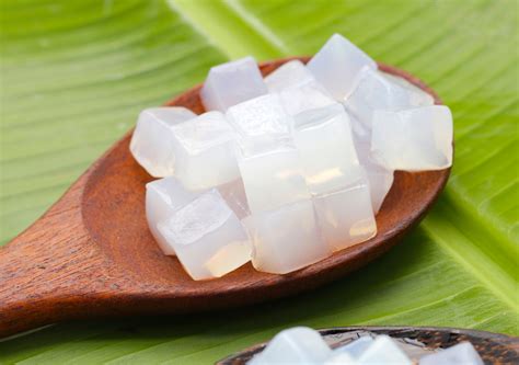 nata de coco    coconut water  chewy jelly