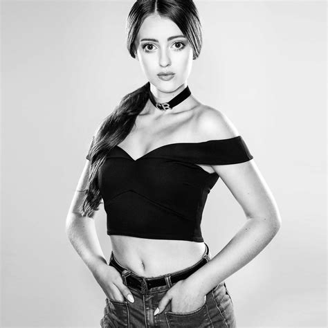 Chloe Rose - Free 4k Wallpapers - 40.000+ Free 4k Wallpapers - Pixel4k