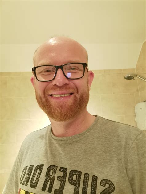 I like me with a beard, always felt like something was missing : r/beards