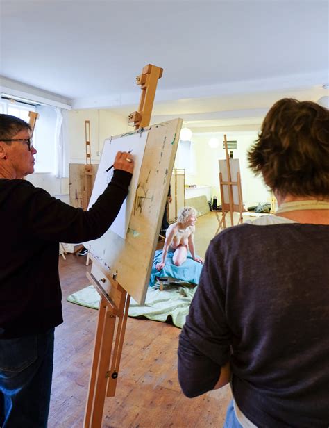 Life Drawing Art Classes for Adults Near You | JustLifeArt Cornwall