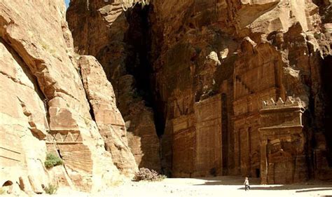 exploring  lost city  stone