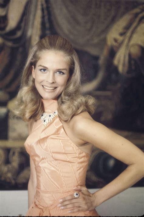 30 Photos That Perfectly Capture Candice Bergen's Timeless Beauty