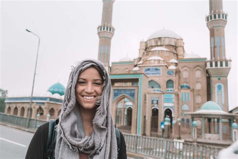 Ladies We Love: Lexie Alford Of Lexie Limitless | We Are Travel Girls