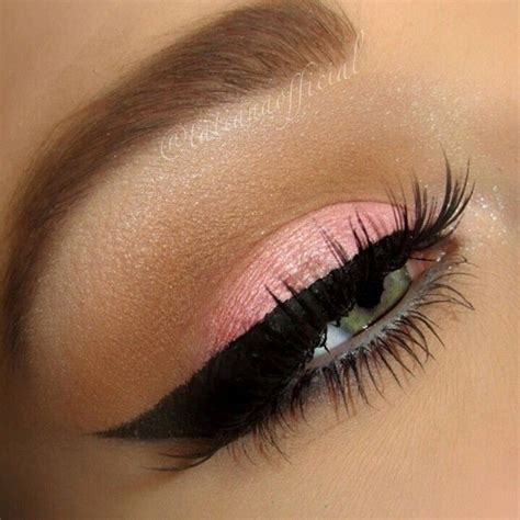 Winged Eyeliner Pictures, Photos, and Images for Facebook, Tumblr ...