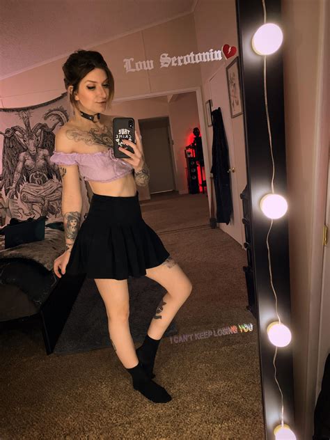 just your average bratty baby | Scrolller