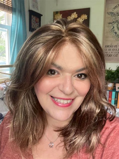 Wig Wearers - Avoid these 10 Common Mistakes! by Rhea Parsons – Tia