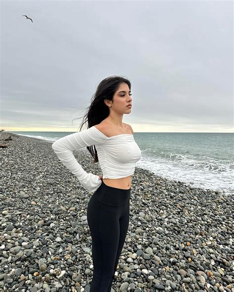 Lydia (@owlida) • Instagram photos and videos