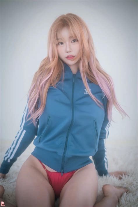 Berry Pictorial Teasers : r/berry0314