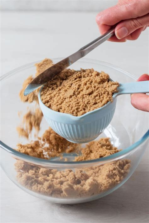 How To Measure Brown Sugar For Baking - Wholesome Patisserie