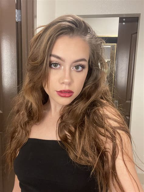 TW Pornstars - 2 pic. Selena Love. Twitter. If you saw me out, what