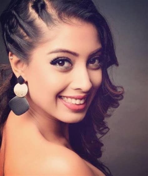 Riya Chanda – Movies, Bio and Lists on MUBI