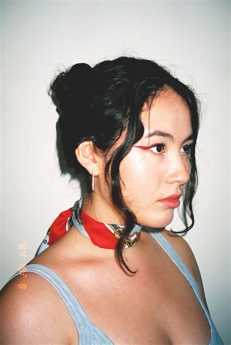 Alt-pop Artist Emei Returns With New Single ‘Better People to Leave On