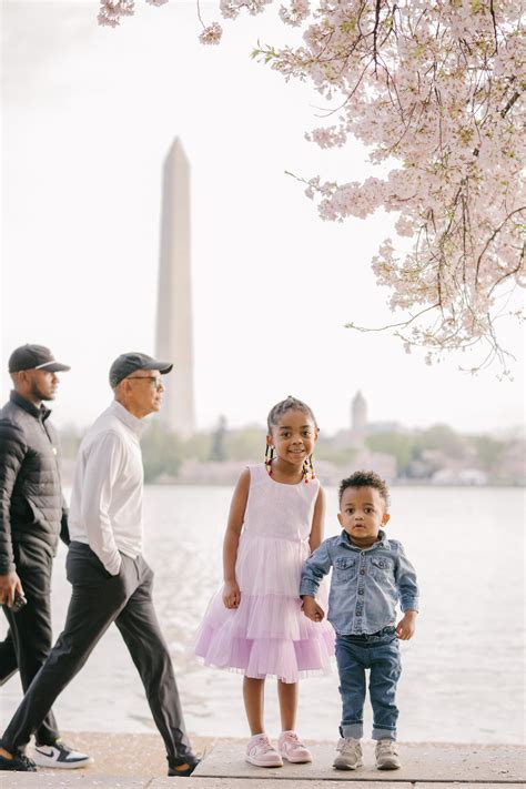 5 NYPD officers kill armed man on Staten Island