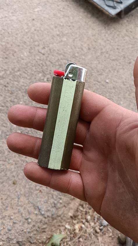 amazing artistic girlfriend painted  lighter   shes