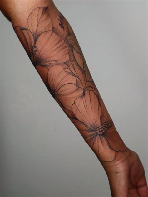 45 Flower Forearm Tattoo Ideas to Consider