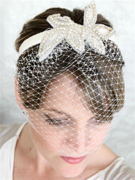 How To Put On Bridal Veil at Marvella Luce blog